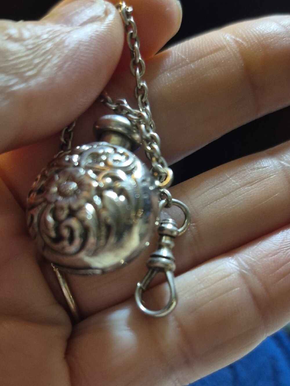 Vintage Sterling Silver Faux Flask Perfume Bottle - Picture 6 of 6